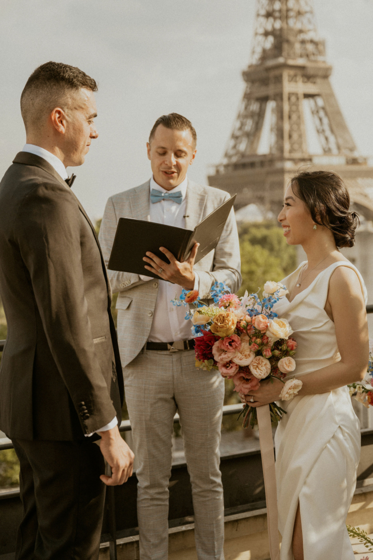 paris officiant having an elopement ceremony shangri la hotel