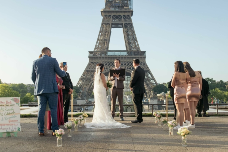 destination wedding elopement ceremony taking place at the trocadero eiffel tower, officiated by the Parisian Celebrant